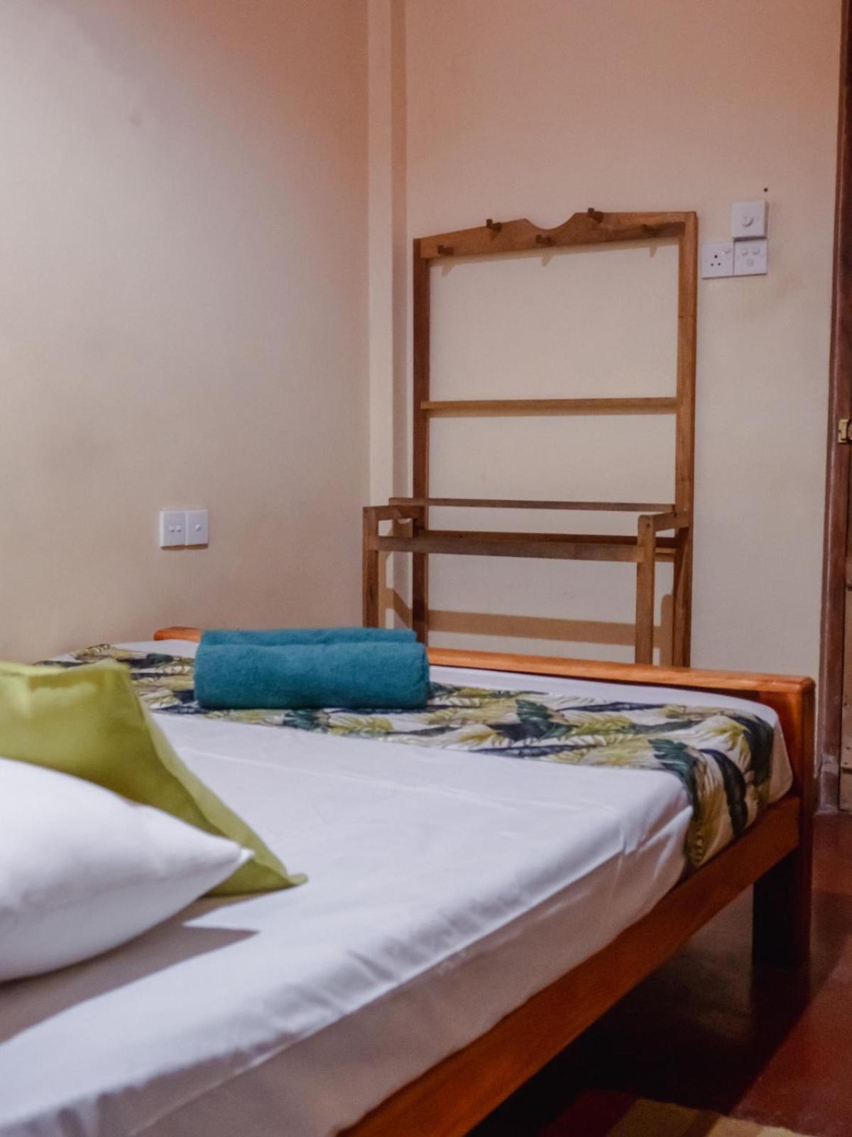 Viveka Inn Guest&Yala Safari Tissamaharama Bagian luar foto